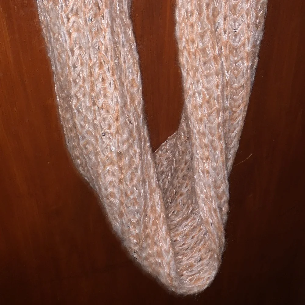 Blue Star Clothing Company Infinity Scarf. - Picture 6 of 11